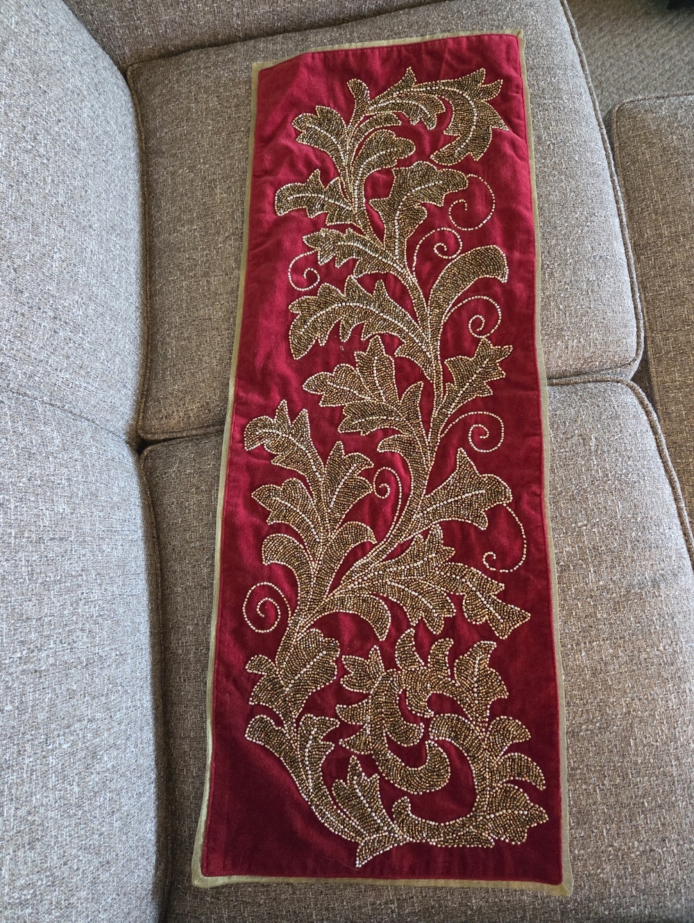 Grammercy Studio Red Velvet Table Runner Gold Beaded Floral Patterns 13" x 36"